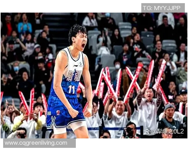 CBA激战新疆男篮对决北京男篮巅峰对决引发球迷热议